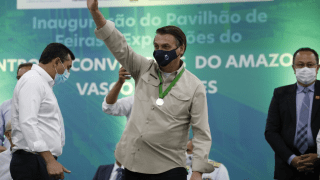 Bolsonaro inaugura etapa de centro de convenções em Manaus