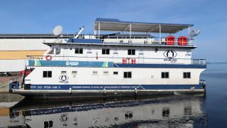 Governo do AM substitui hospital por barco do Ipem em Careiro da Várzea