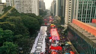 17 estados realizaram protestos contra Bolsonaro neste sábado (3)