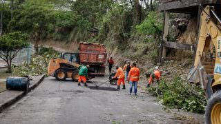 Prefeitura inicia recuperação de contenção no Parque 10
