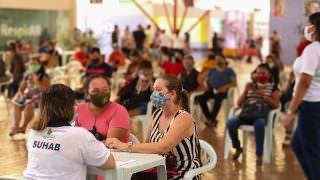 Governo do AM avança nos reassentamentos de famílias em áreas de risco