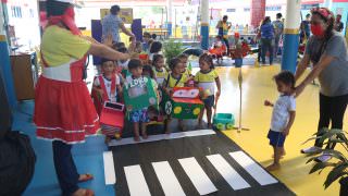 Prefeitura realiza ação alusiva à Semana Nacional do Trânsito em creche