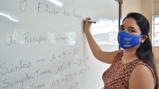 Seduc convoca 89 profissionais para atuação em Manaus e no interior