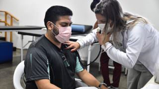 Paciente inicia tratamento de sequelas da Covid-19 com o projeto Respirar