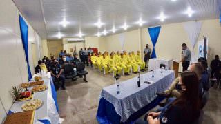 Detentos do Ipat recebem certificado de conclusão do Curso de Barbeiro