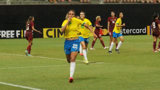 Brasil goleia a Venezuela no Torneio Internacional de Futebol Feminino