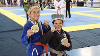 Irmãs indígenas levam ouro no Campeonato Amazon Grand de Jiu-Jitsu