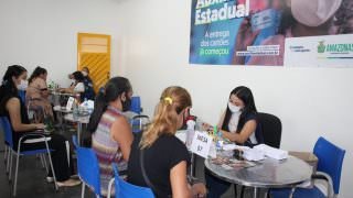 Posto de entrega do Auxílio Estadual tem terça-feira agitada no Mutirão