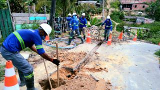 Águas de Manaus leva melhorias para Santa Etelvina e Viver Melhor 3 e 4