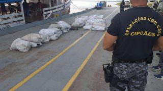 Base Arpão apreende 2,5 toneladas de pescado ilegal
