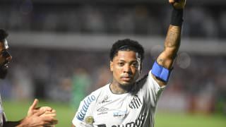 Santos derrota Chapecoense na Vila Belmiro