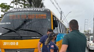 Neot faz fiscalizações em transportes alternativos e executivos em Manaus