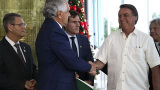 Presidente assina adesão de Goiás a plano de recuperação fiscal