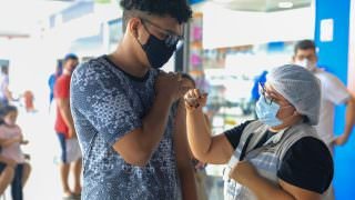 Vacinação: AM registra 5.673.099 doses aplicadas contra a covid-19