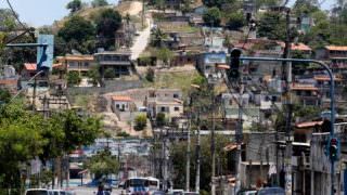 Confronto em favela no Rio deixa mortos e PM faz ocupação