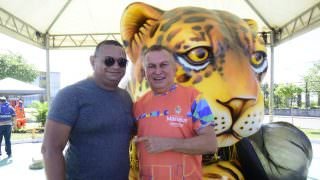 Praça na Zona Leste recebe reparos e ganha monumento ‘Onça-pintada’