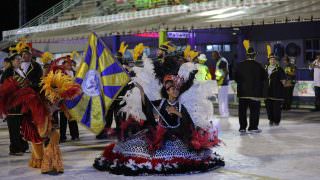 Live Carnaval 2022: emoção toma conta de foliões durante segundo dia