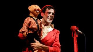 Show abre 2º Festival de Circo e artistas fazem pit-stop de alegria