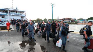 Festival: efetivo com 500 policiais militares desembarca em Parintins