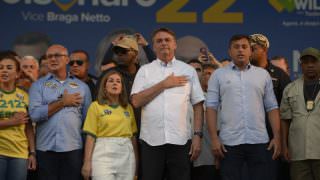 Em Manaus, Bolsonaro declara apoio à reeleição de Wilson Lima