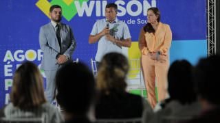 Wilson anuncia Hospital Universitário e novos polos da UEA