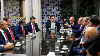 Alckmin entrega ao Senado sugestão de texto da PEC da Transição