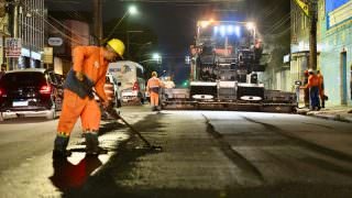 Prefeito destaca rapidez nos serviços noturnos do 'Asfalta Manaus 2'