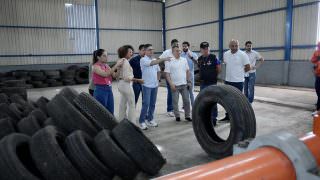 Prefeito visita empresa de reciclagem na Zona Sul de Manaus