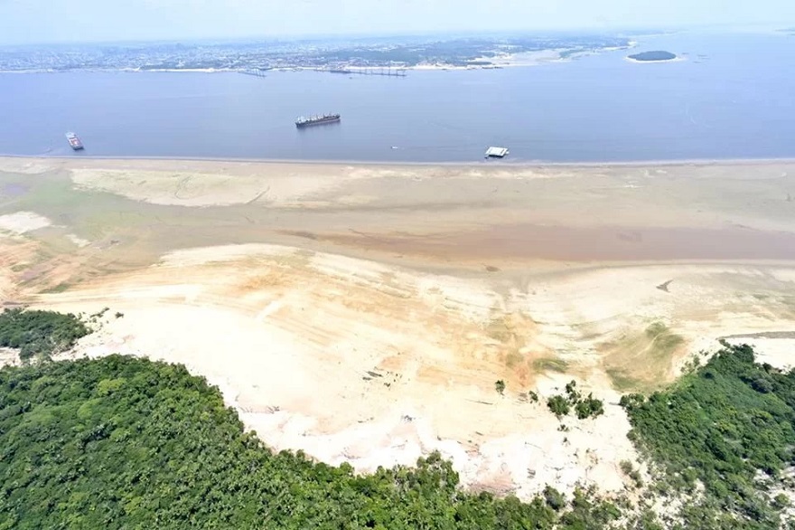 Prefeitura acompanha descida do rio Negro para a vazante deste ano