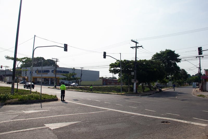 (Foto: Valdo Leão/Semcom)
Nova sinalização semafórica garante mais fluidez no trânsito