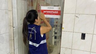 Operação apreende com 4,5 mil toneladas de alimentos em supermercados em Manaus