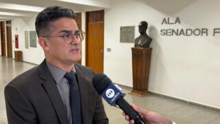 Prefeito retorna de Brasília com R$ 160 milhões para investir em obras na capital