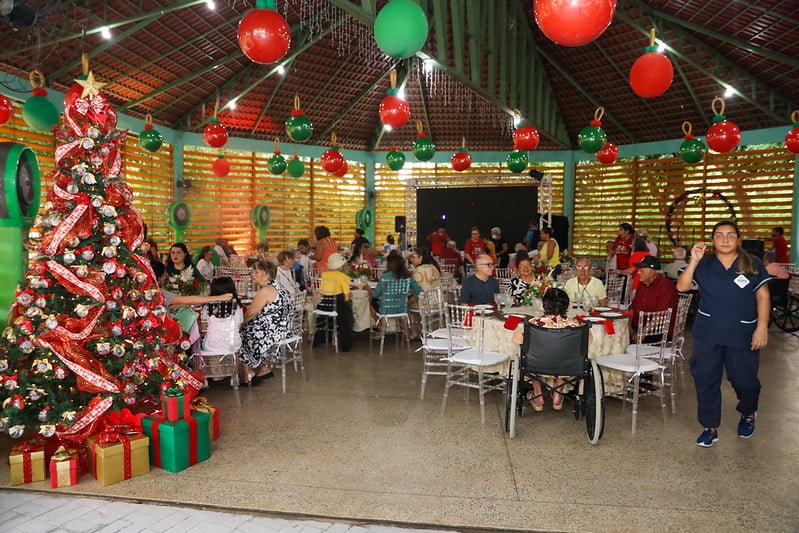 Fundação Dr. Thomas (Foto: Jair Costa/Semcom) Prefeitura realiza ‘Natal de Luz’ para idosos residentes na Fundação Doutor Thomas