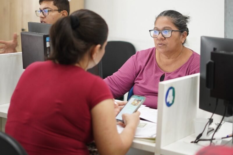 Atendimento Sine Amazonas (Foto: Henrique Miranda/Setemp) Sine Amazonas divulga 106 vagas de emprego para esta sexta-feira (22)