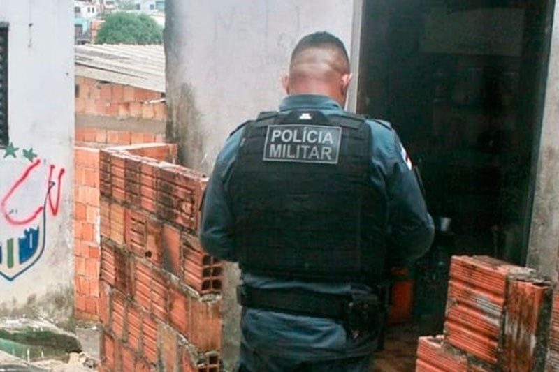 Mulher é executada a tiros na frente de familiares em Manaus