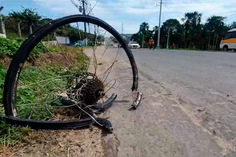 AM: ciclista a caminho do trabalho morre atropelado por carro