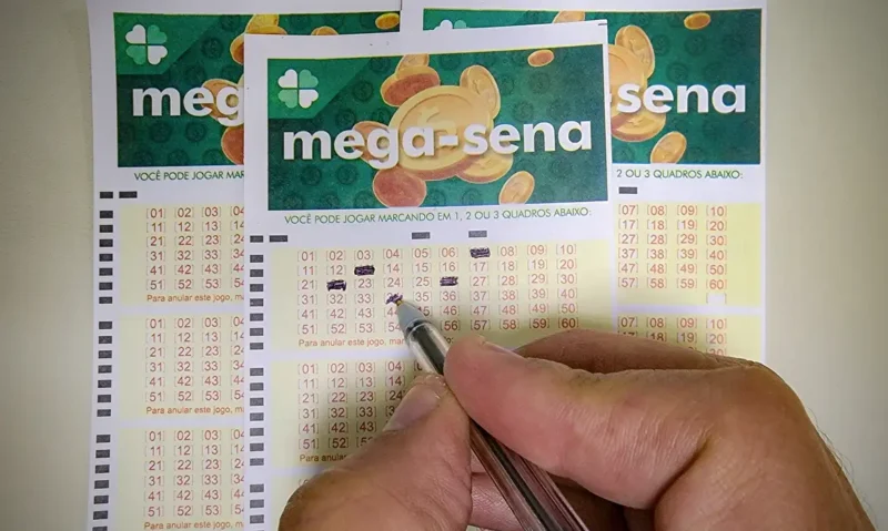 O jogo simples, com seis números marcados, custa R$ 5 (Foto: Rafa Neddermeyer/Agência Brasil) Ninguém acerta concurso 2.674 da Mega e prêmio vai a R$ 16 milhões