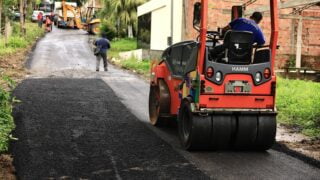 Prefeitura de Manaus estende obras de recapeamento às ruas do Tarumã