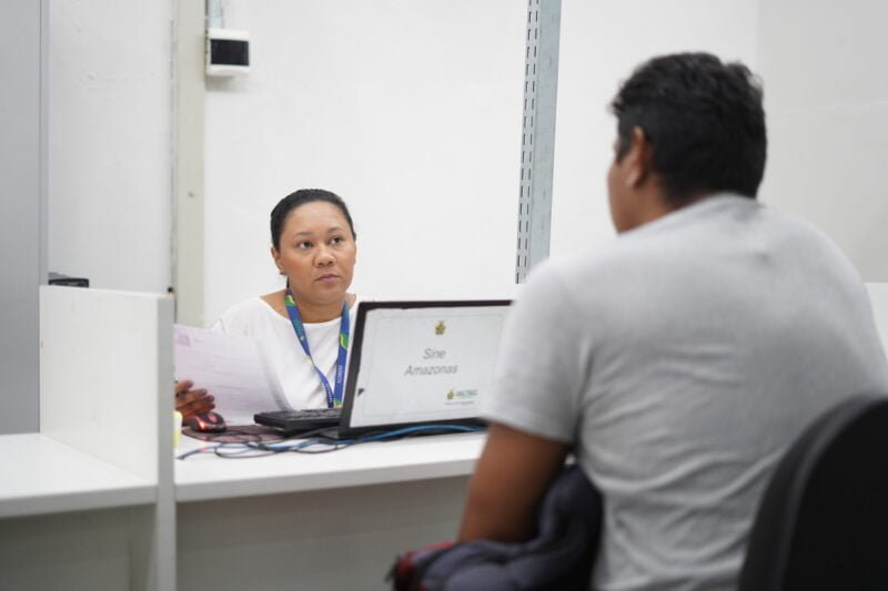 Atendimento Sine Amazonas (Foto: Henrique Miranda Setemp) Sine Amazonas divulga 23 vagas de emprego para esta terça-feira (16)