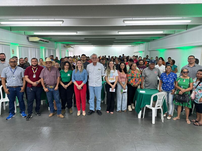 ADS realiza reunião estratégica para aprimorar Feiras de Produtos Regionais em Manaus