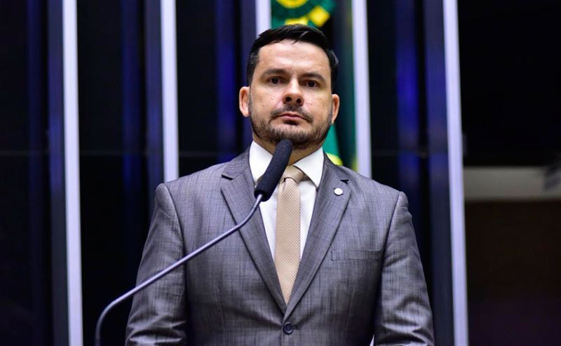 Alberto Neto (Foto: Divulgação redes Sociais) “Bandido não pode ter vez, já basta a Presidência”, diz Albero Neto