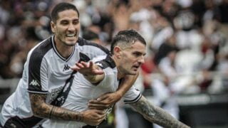 De virada, Vasco vence Botafogo e entra no G-4 do Carioca