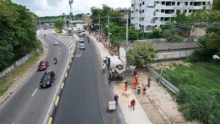 Equipes concretam últimos 300 metros de calçada na avenida Ephigênio Salles