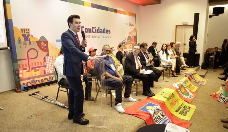 Ministro das Cidades, Jader Filho (Foto: Tiago Corrêa/UGPE) Governo do Amazonas participa de reunião do ConCidades, em Brasília