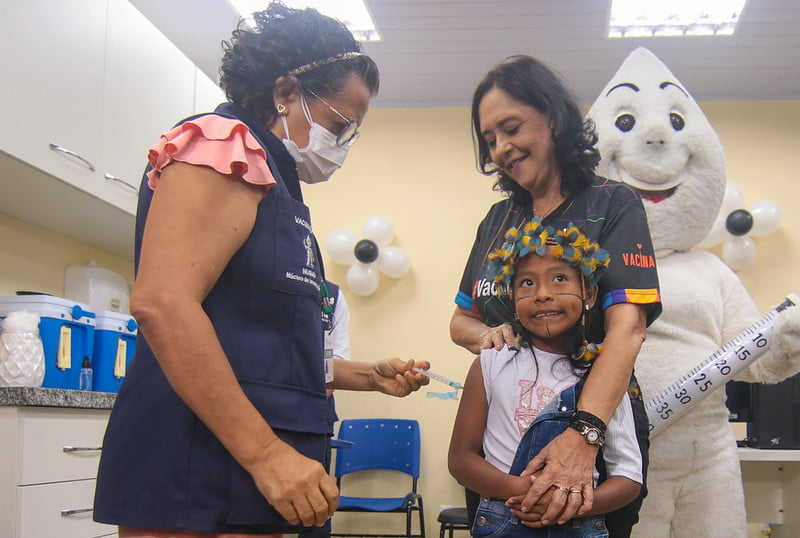 Manaus inicia vacinação contra a dengue