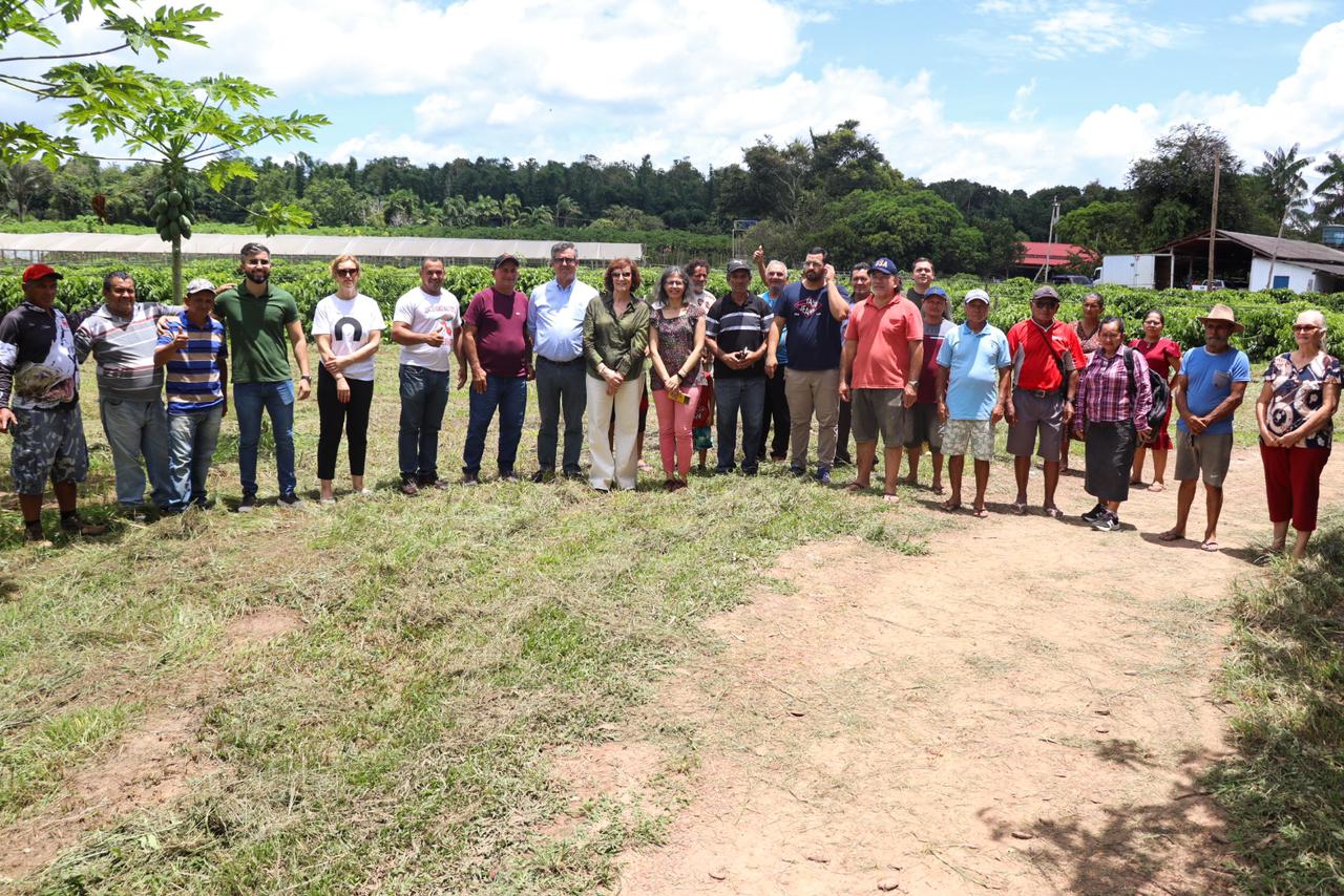Agricultores de Lindóia recebem comitiva do Instituto Politécnico de Coimbra por iniciativa do Nuriam