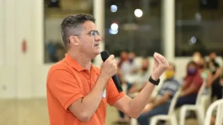 David Almeida descarta participação de familiares nas eleições 2024