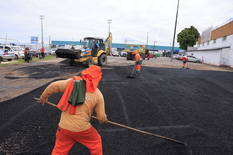 Entorno das feiras da Banana e Manaus Moderna recebe obras de infraestrutura