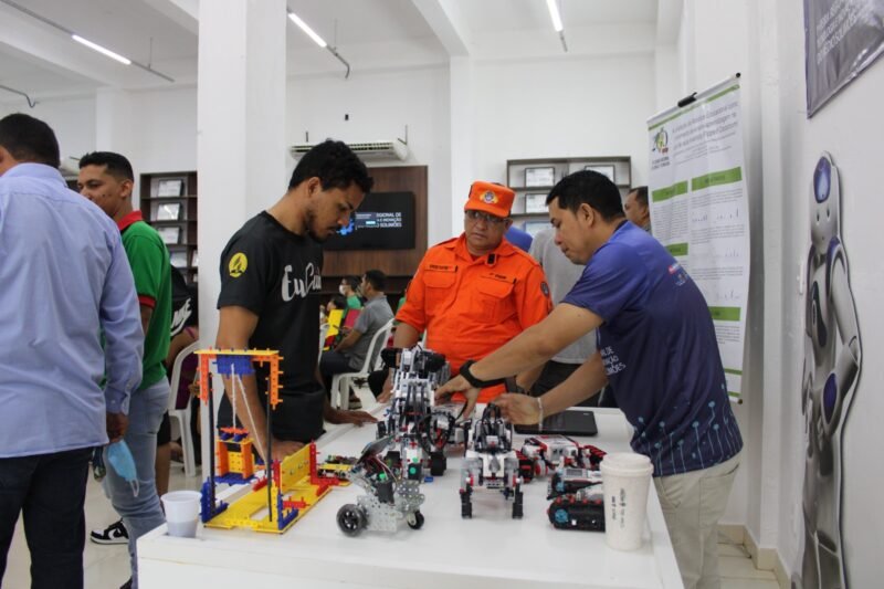 Feira Regional de Tecnologia e Inovação do Médio Solimões (Foto: Acervo da pesquisadora Rosilene Nunes)
II Feira Regional de Tecnologia e Inovação do Médio Solimões tem apoio da Fapeam