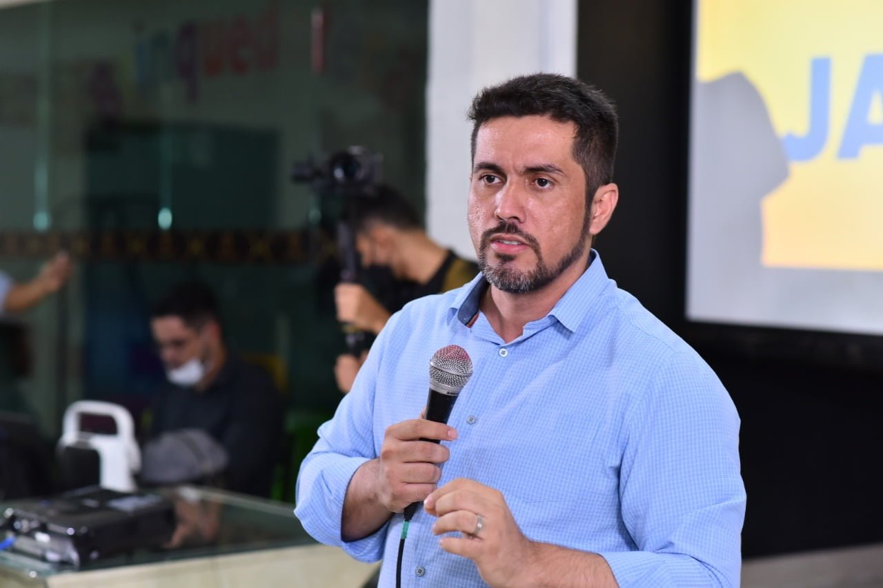 (Foto: Divulgação / Semcom) Jack Serafim é nomeado titular da Semcom